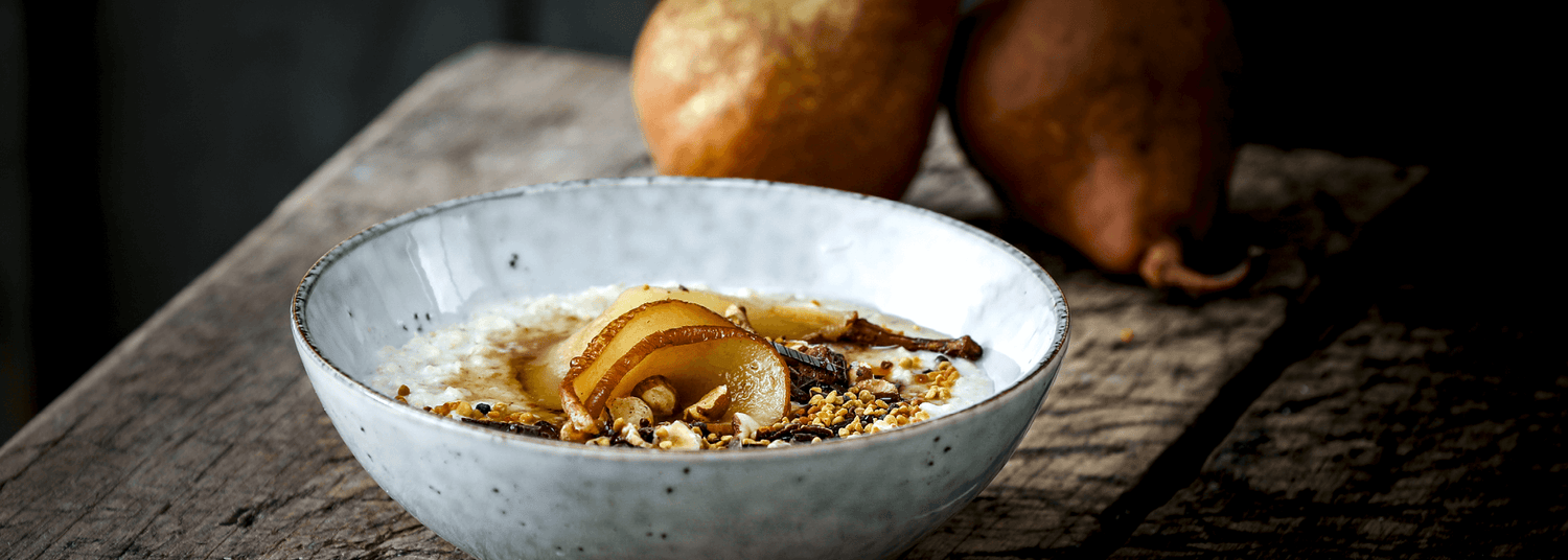 Bie(r)nen-Porridge mit gerösteten Nüssen